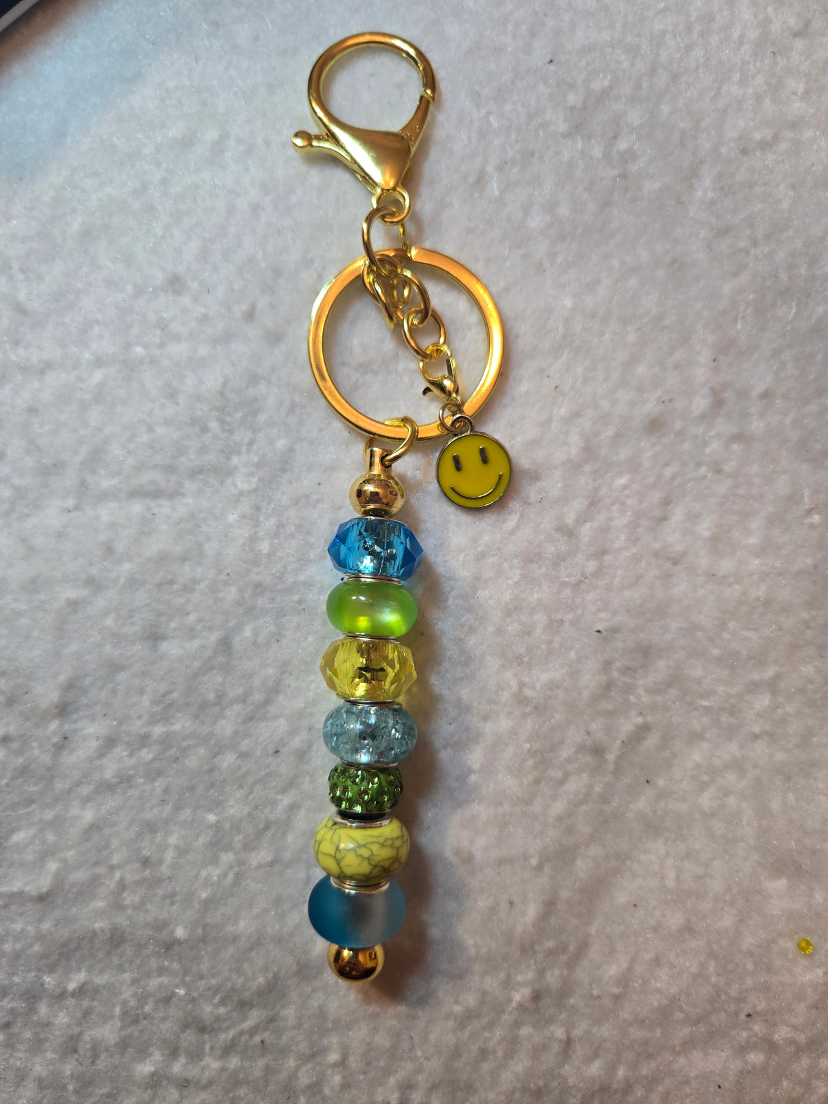 GL11 Turquoise, Yellow, Green Beaded Keychain with smiley face