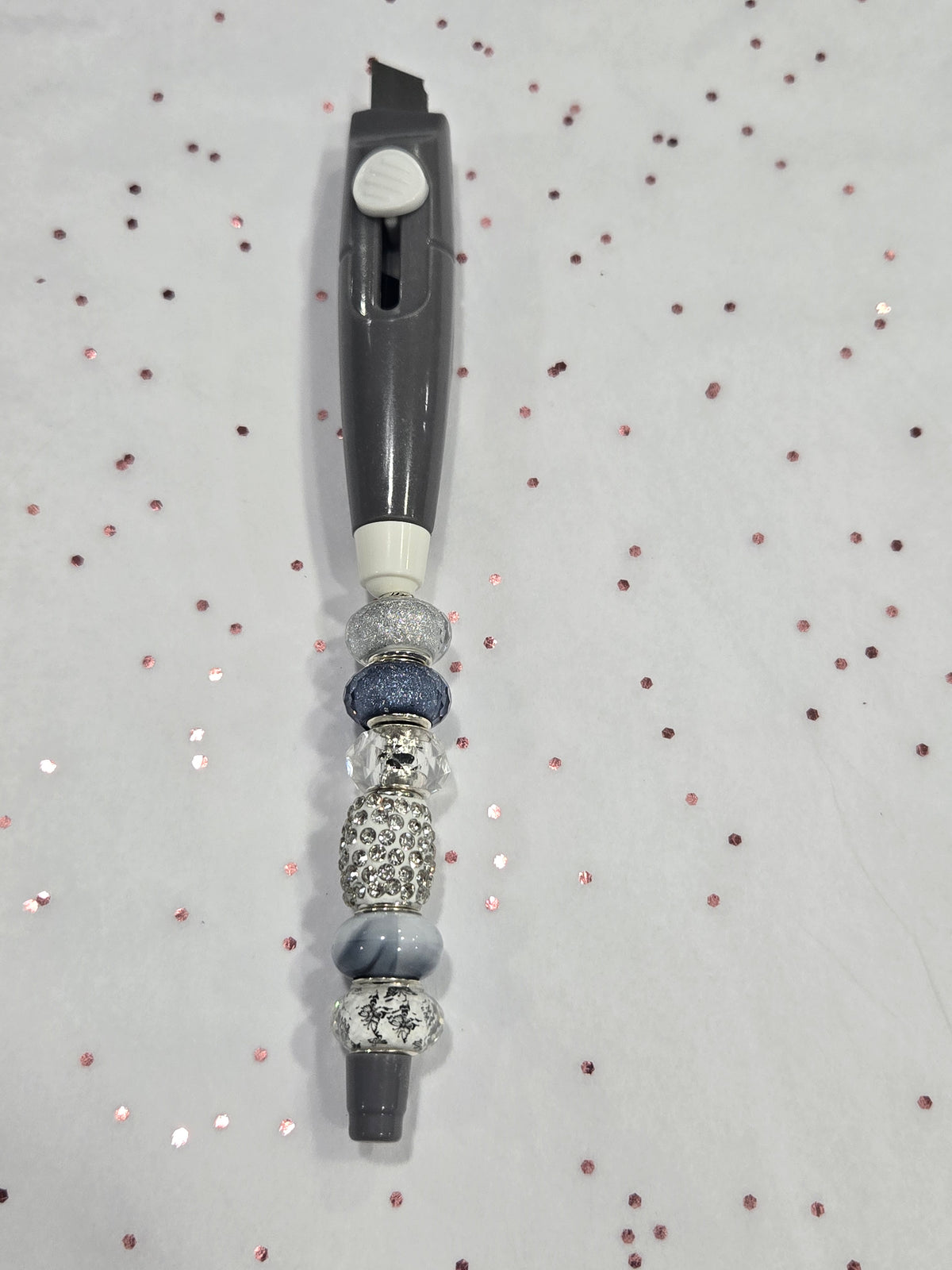 BC11 Silver Beaded Box Cutter